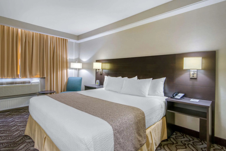 Clarion Hotel
