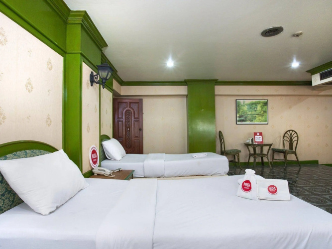 NIDA Rooms Ratchadaphisek Golden Dome Walk