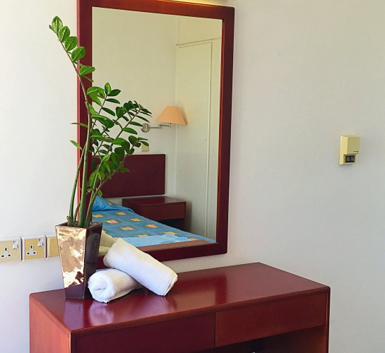 Blue Crane Hotel Apts