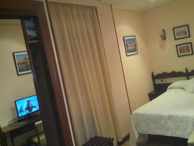 Hotel Residencia Castellano I