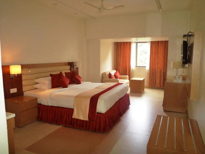Hotel MB International - PALACE SIDE