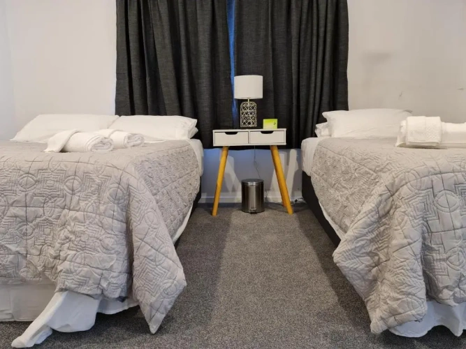Standard Triple room