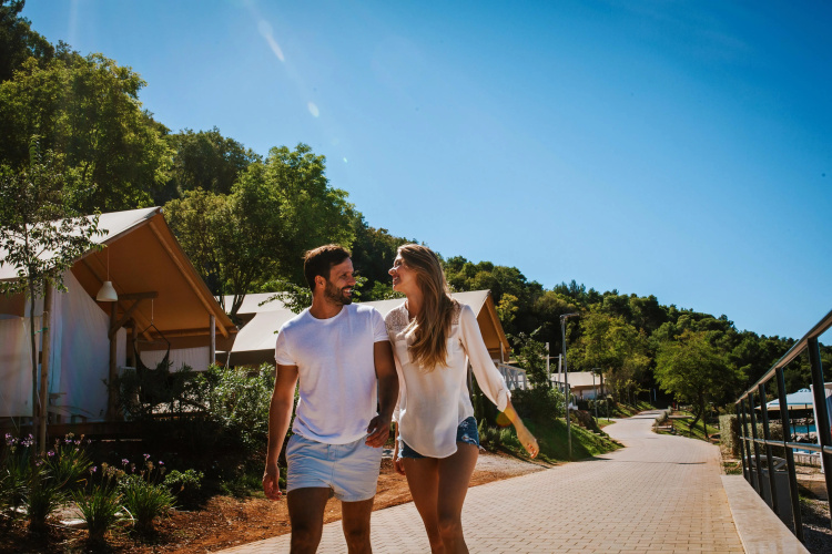 Punto Blu Premium Village