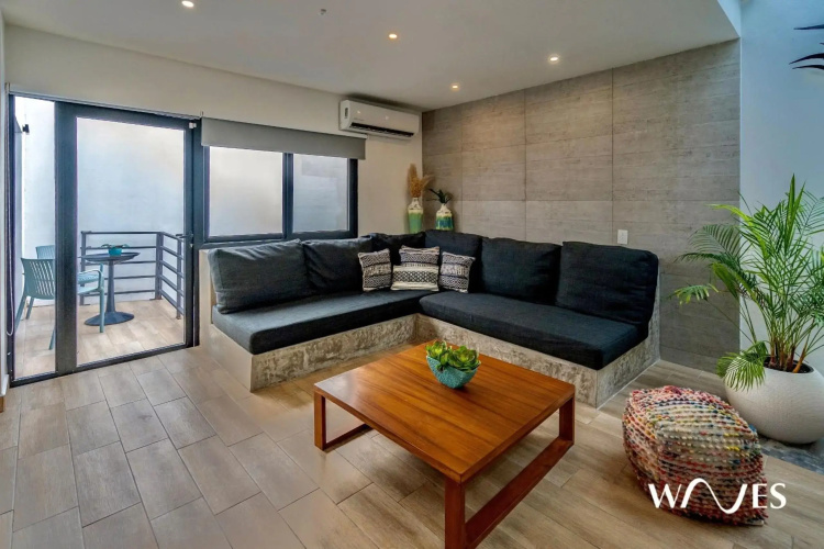 Increíble Townhouse de 3 Rec. con Alberca Privada