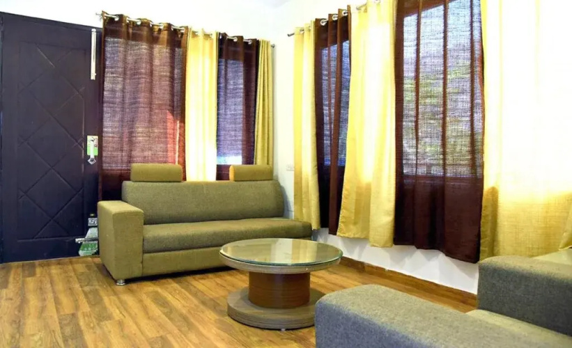 Hotel Grand Tapovan