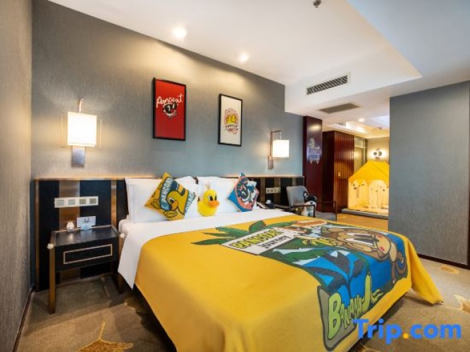 Twin Family Suite