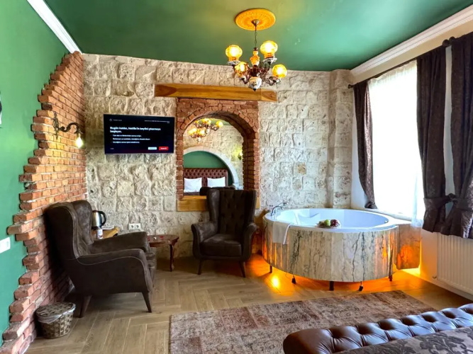 The Red Horse Hotel