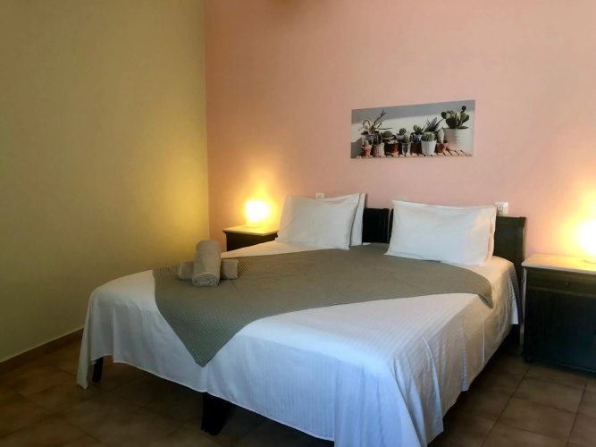 Nicolas Beach Guesthouse