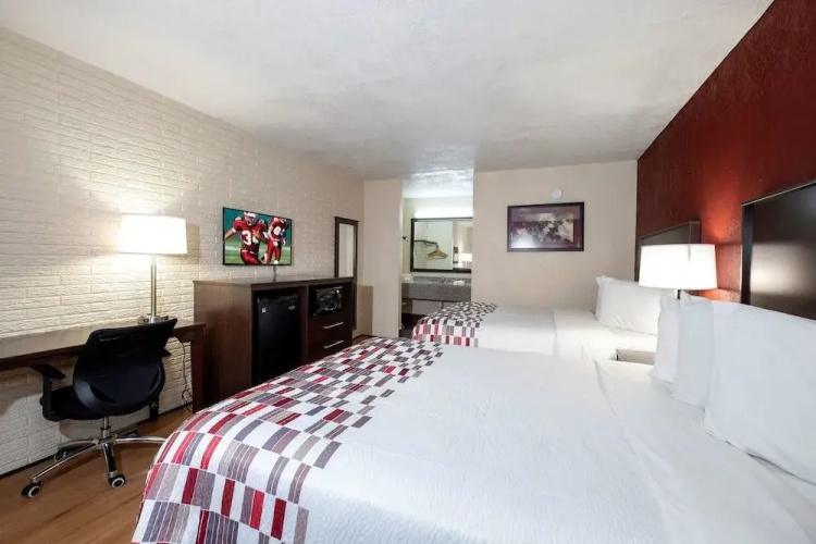 Red Roof Inn West Point