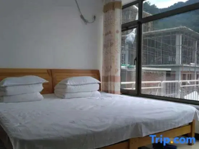 Beijing Sunshine Courtyard Farmhouse