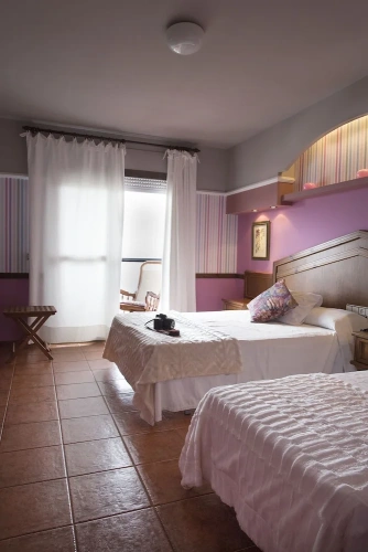Standard Triple room with balcony