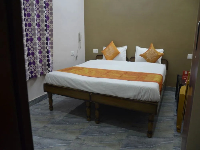 OYO 7622 Varanasi Stays