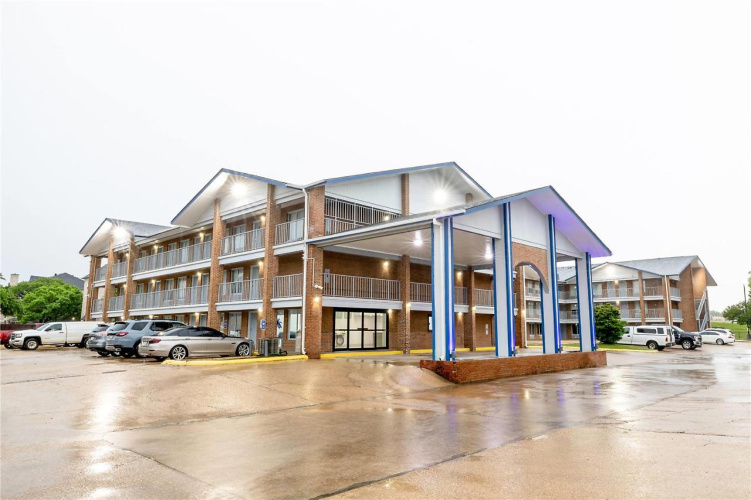 Days Inn & Suites By Wyndham Bossier City/casino Area - Shreveport, LA