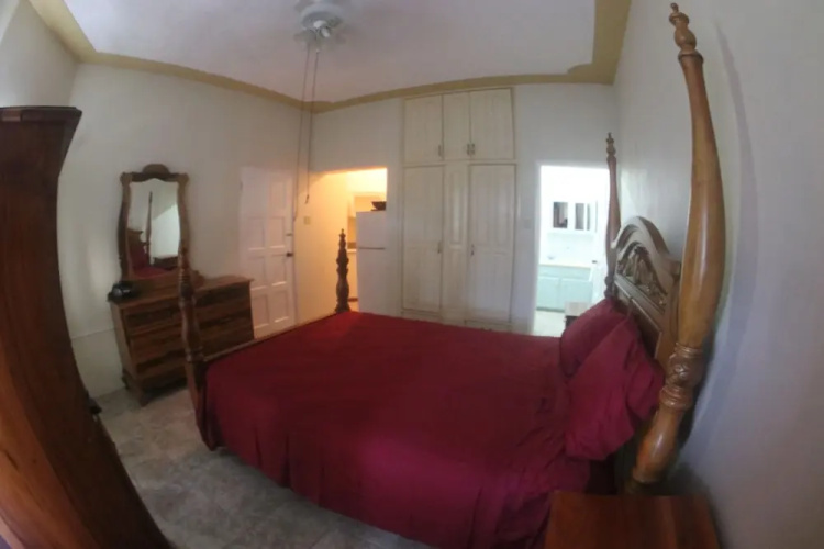 Royal Tower Suites