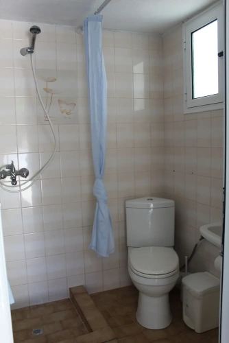 Basement Studio with partial sea view