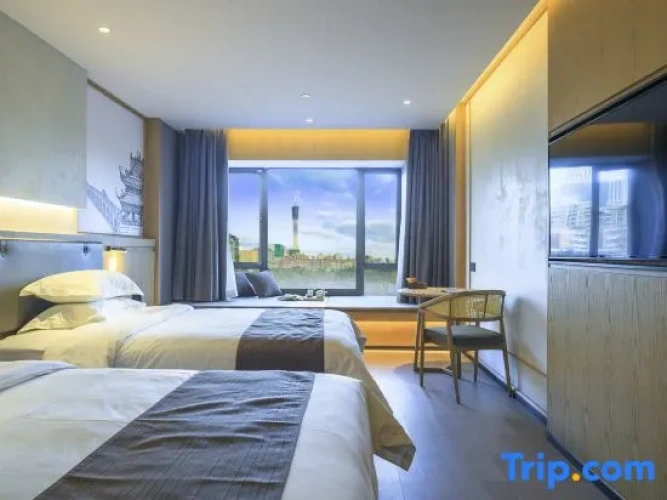 2 Bedrooms Suite