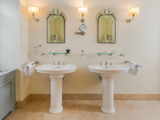 2 Bedrooms Family Suite