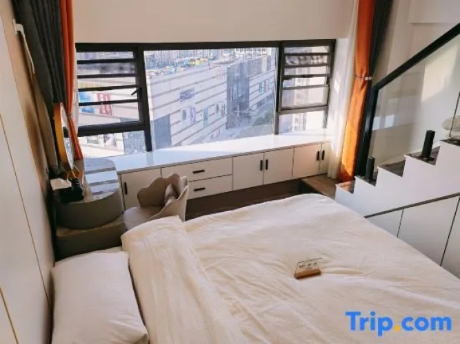 Business Double Apartment with city view