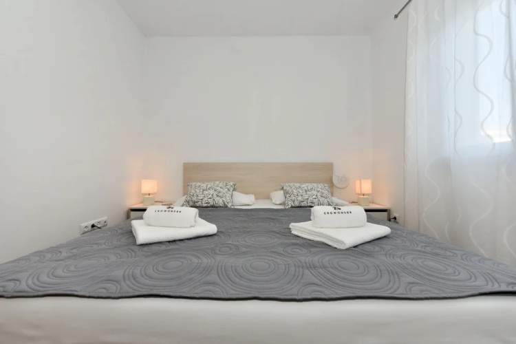 Luxury vir