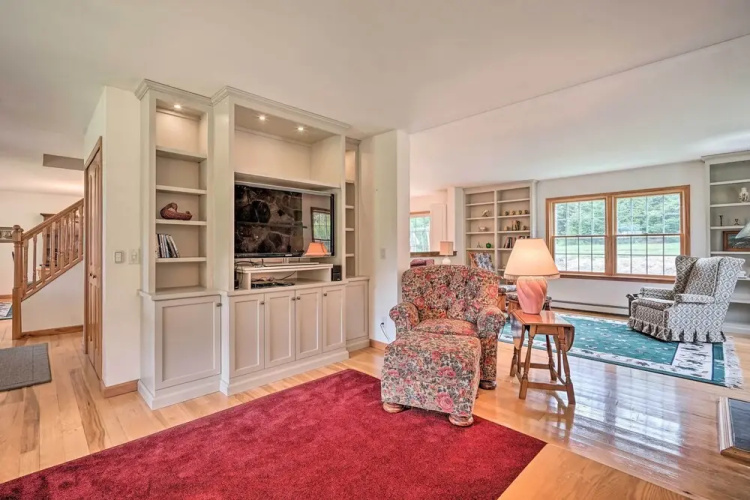Wilmington Home on 18 Acres ~ 9 Mi to Skiing!