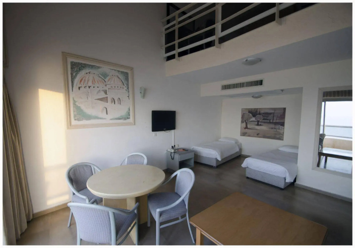 Blue Weiss Hotel