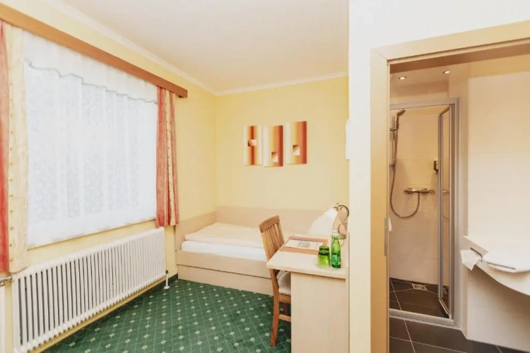 Standard Double room with balcony and with view