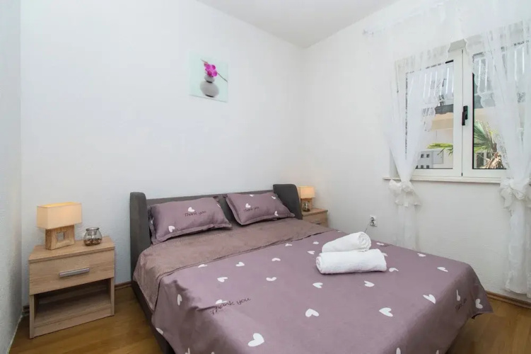 Apartments Tiho