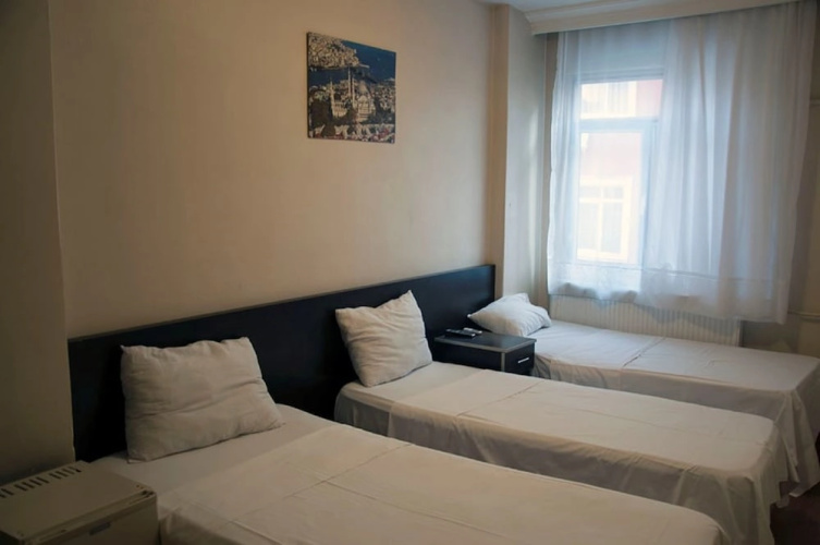 Hotel Golden Sky