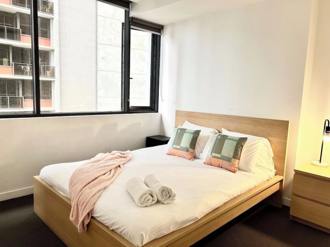 ReadySet Apartments at Manhattan