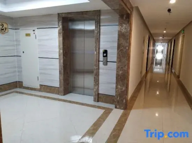 Xindonghui Apartment