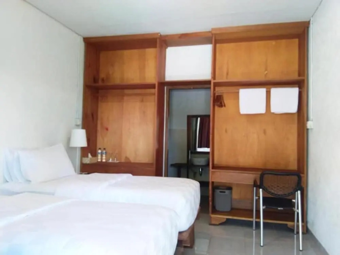 Naya Matahora Island Resort