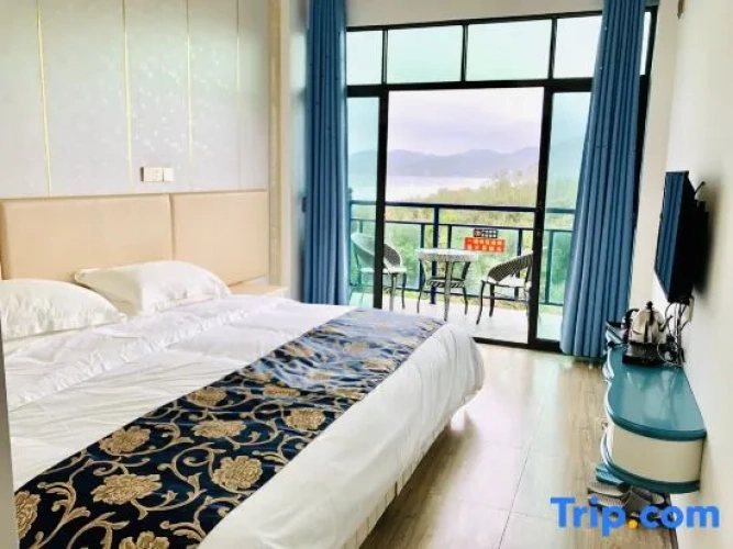 Deluxe Double room with balcony and with sea view