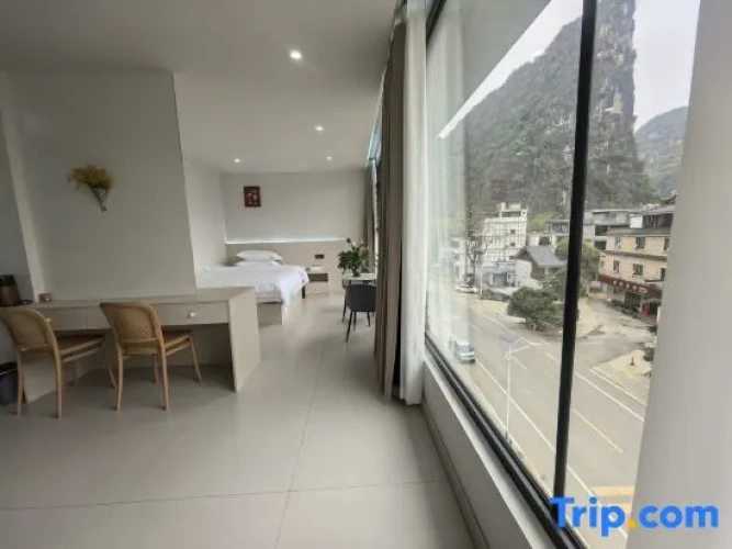 Deluxe Twin Family Suite