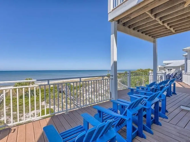 6 Bedrooms Bed in Dorm with sea view