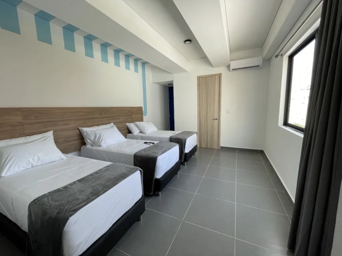 Standard Triple room