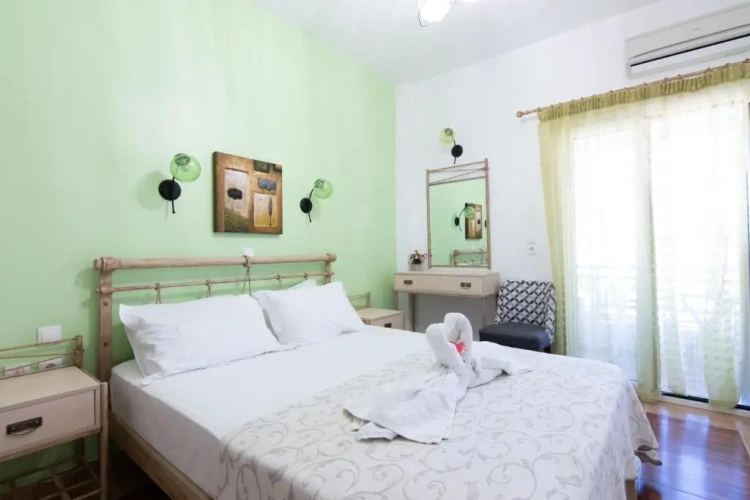 Standard Double Basement room with balcony