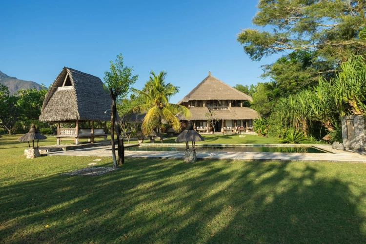1 Bedroom Villa beachfront