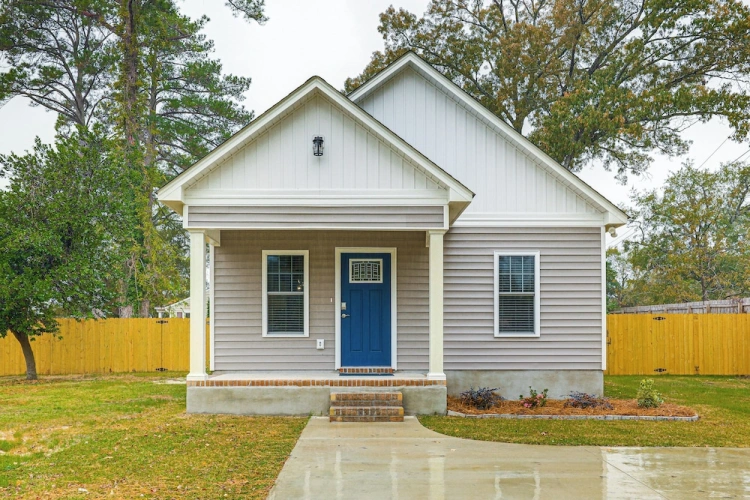 2 Bedrooms Cottage