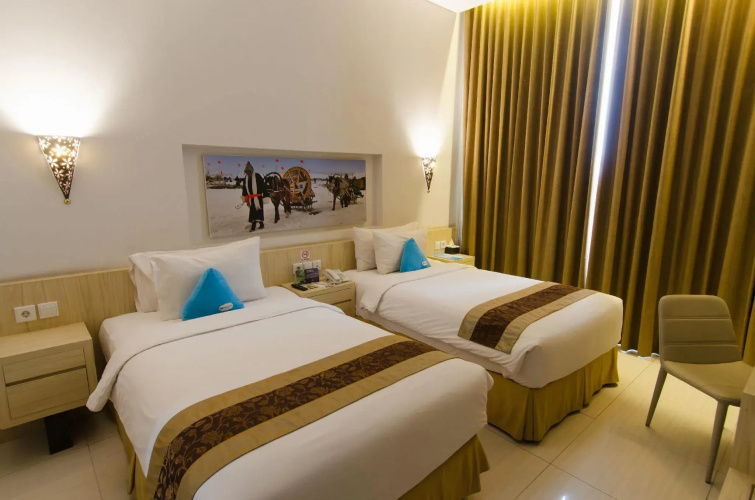 Megaland Hotel