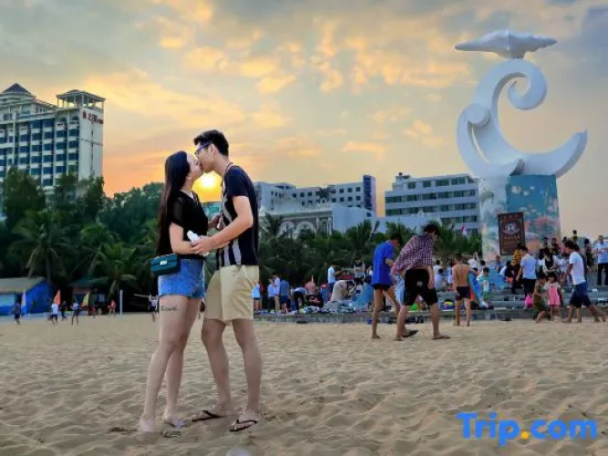 Ocean Rise Hotel