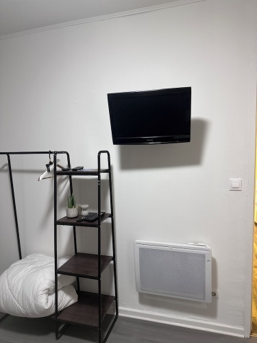 2 Bedrooms Classic Apartment