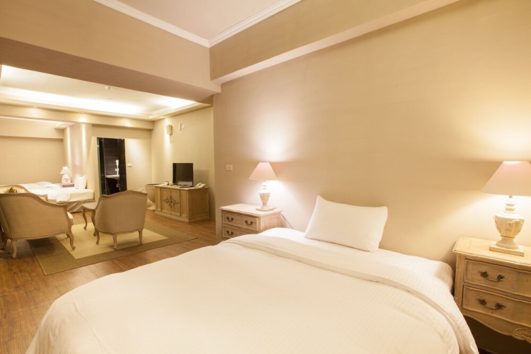 Standard Triple room with balcony