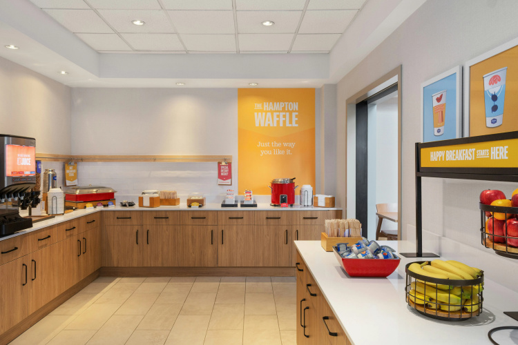 Hampton Inn & Suites by Hilton Langley-Surrey photo 15