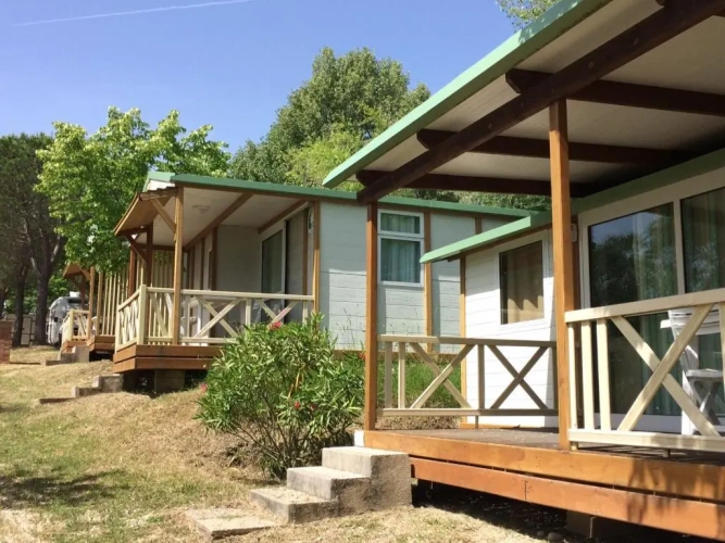 3 Bedrooms Chalet