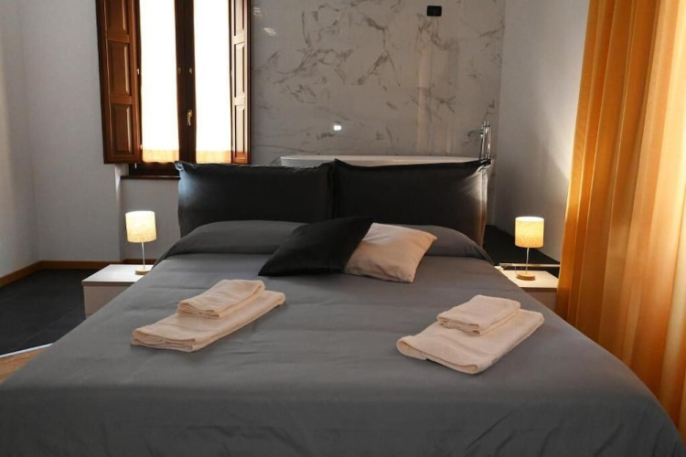 Palace Eight Suites & Spa