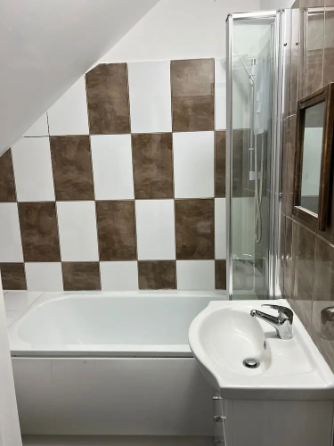 Remarkable 1-bed Studio Apartment in Redbridge