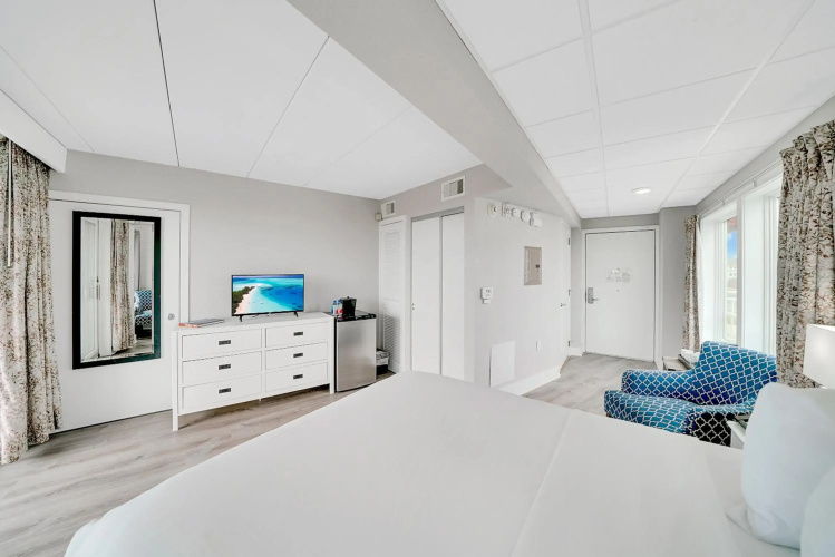 Montreal Beach Resort