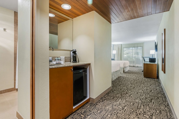 Quadruple Suite