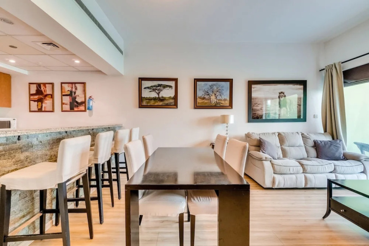 1 Bedroom Apartment Greens