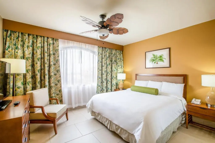 Eagle Aruba Resort